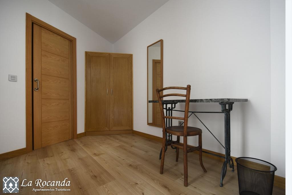Apartamentos La Rocanda 코카 외부 사진