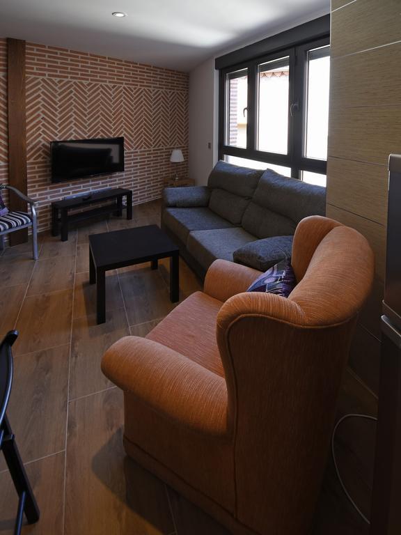 Apartamentos La Rocanda 코카 외부 사진